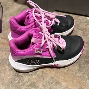 Under Armour Black and Pink Basketball Shoes
